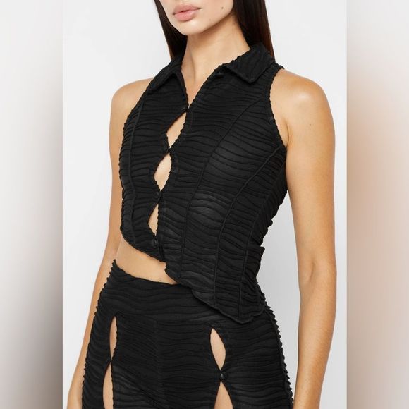 MANIERE DE VOIR ASYMMETRIC SHIRRED MESH TOP - BLACK  SIZE US 10 - Picture 5 of 10